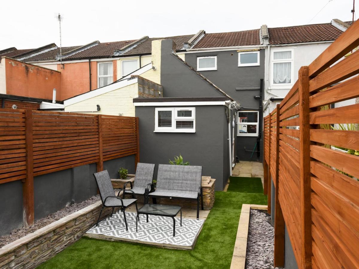 Pass The Keys Newly Refurbed 3Bed 2Bath House In Central Portsmouth Exterior foto
